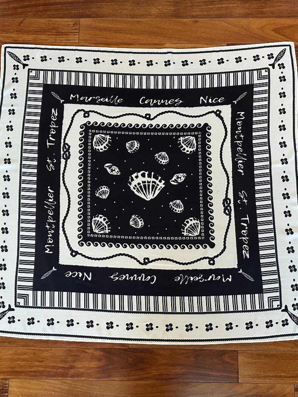ANN TAYLOR LOFT FRENCH RIVIERA SQUARE SCARF:NWT SAILOR NAVY